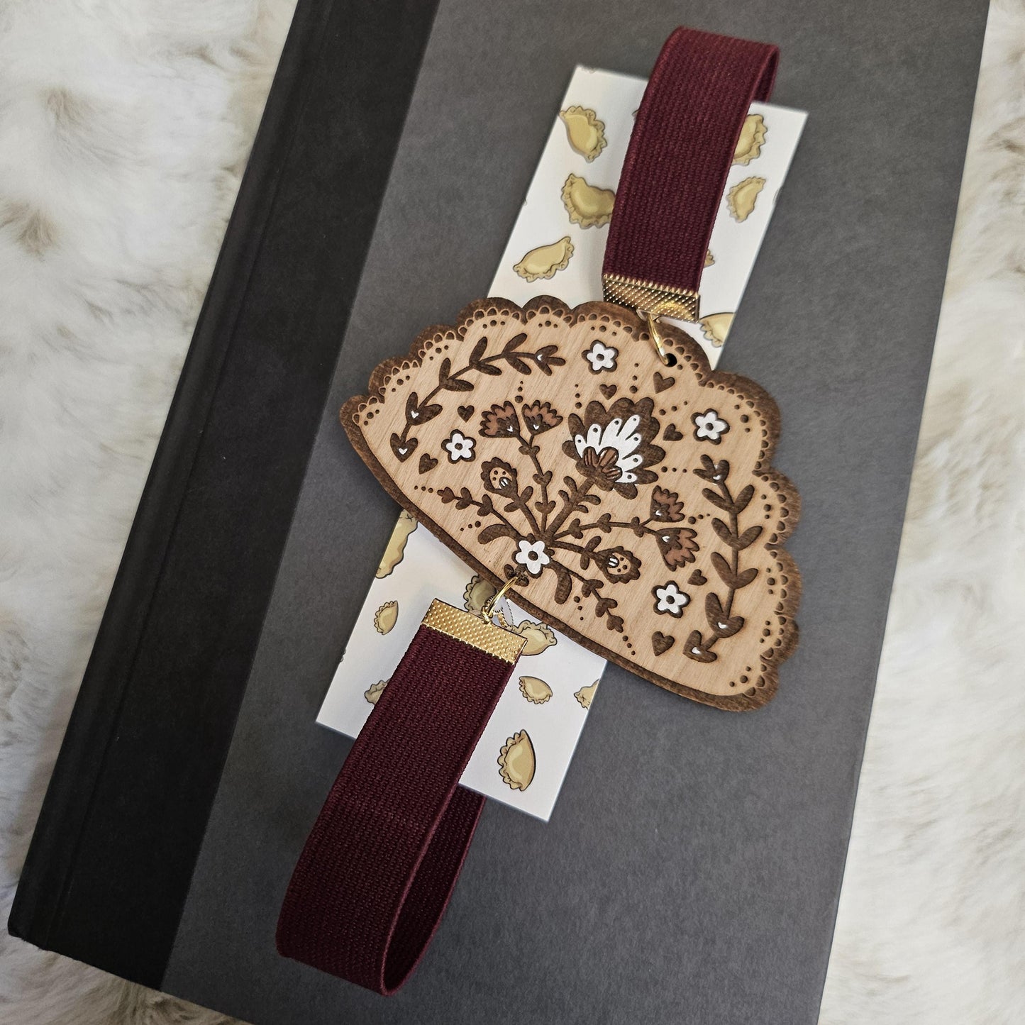 Folk Art Pierogi Bookmark // Dumpling Cookbook Elastic Ribbon Bookmark // Elastic Band Page Holder with Laser Engraved Wood Design