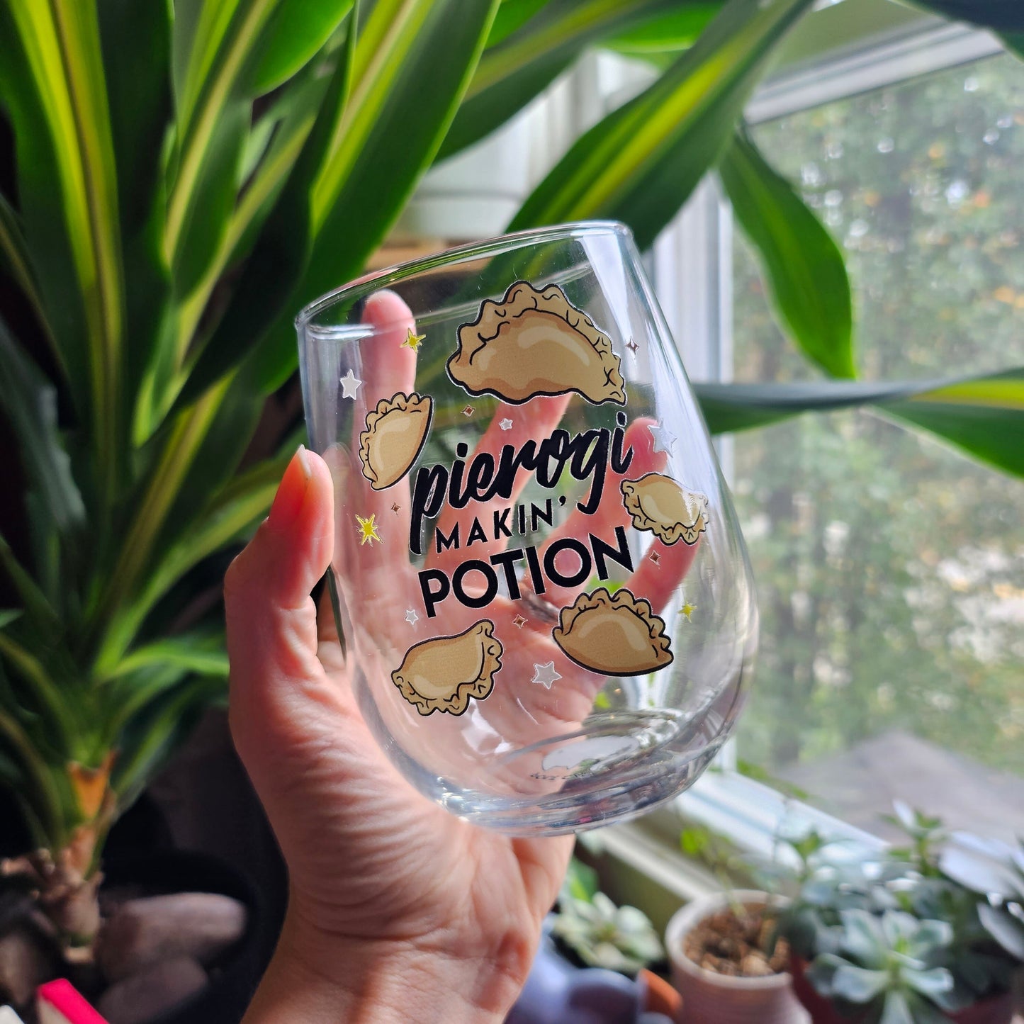 Pierogi Makin’ Potion Wine Glass • Polish Stemless Wine Glass • Pierogi Gift • Cooking Night Glassware • 12 oz or 17 oz