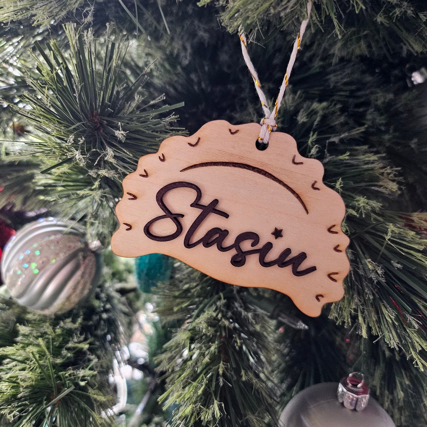 Custom Pierogi Name Tag • Personalized Birch Wood Ornament • Polish Christmas Stocking Name • Laser Engraved Pierogi Gift • Dumpling Gift